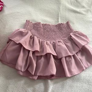 pink skirt